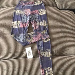 Make an offer! NWT Pooh hundred acre wood OS